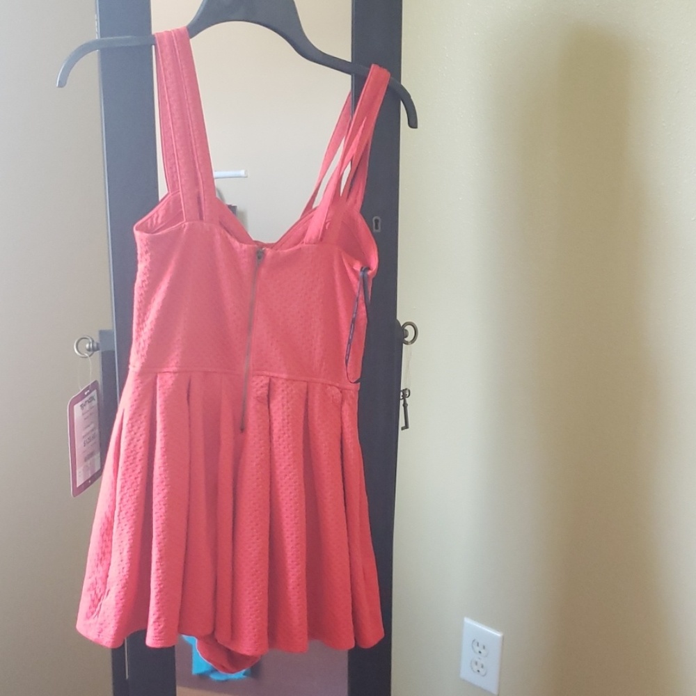 Romper - Picture 2 of 3